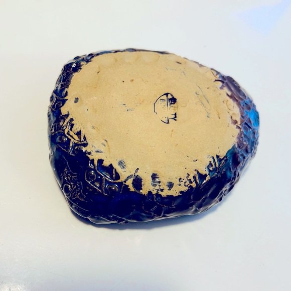 Vintage Pottery - Picture 4 of 5